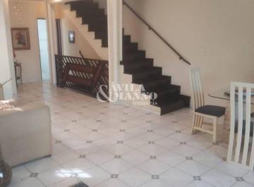 Casa · 255m² · 3 Quartos · 2 Vagas · Sobrado na Água Rasa