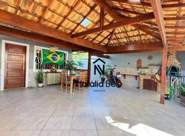 361c4eecde0eb5cb1a76a422f2265f03a792f9ca · Casa duplex no Jardim Mariléa