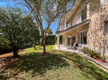 Casa · 480m² · 3 Quartos · Casa à venda - em Aldeia da Serra