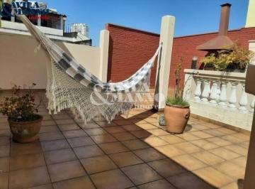 Casa · 200m² · 4 Quartos · 4 Vagas · Casa Espaçosa à Venda Ou Locação na Mooca, São Paulo-Sp: 4 Quartos, 3 Banheiros, 4 Vagas de Garagem!