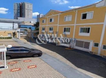Casa · 102m² · 3 Quartos · 2 Vagas · Sobrado em Condomínio Fechado