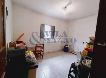 Casa · 240m² · 4 Quartos · 3 Vagas · Terreno com 3 Casas na Vila Prudente