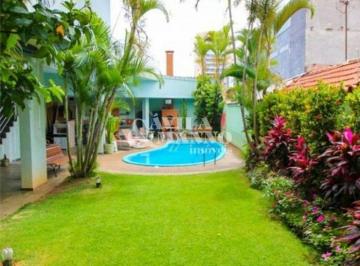 Casa · 650m² · 5 Quartos · 4 Vagas · Sobrado com Piscina na Mooca