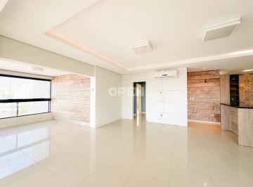 Apartamento · 3 Quartos · Apartamento à venda - no Centro