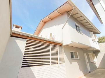 Casa · 2 Quartos · Casa à venda - em Moinhos de Vento