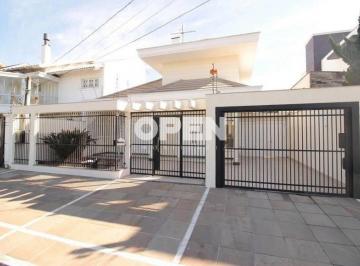 Casa · 3 Quartos · Casa à venda - no Centro