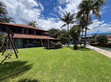 Casa · 638m² · 5 Quartos · 4 Vagas · Linda Casa de Canal no Condomínio Porto Frade – Angra dos Reis/RJ