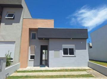 Casa · 95m² · 3 Quartos · 2 Vagas · Casa em Condomínio, térrea, 03 dormitórios/01 suíte no Condomínio Bella Morano d