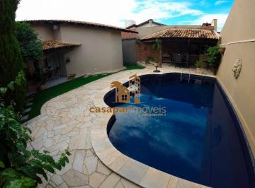 Casa · 250m² · 3 Quartos · 2 Vagas · Casa em condomínio para locação, 3 dormitórios com piscina privativa