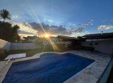 Casa · 308m² · 3 Quartos · 4 Vagas · Alpes de Vinhedo - CASA TÉRREA COM 3 SUÍTES PISCINA À VENDA NO CONDOMÍNIO ALPES DE VINHEDO - VINHEDO