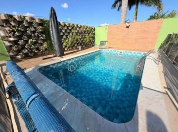 Casa · 307m² · 4 Quartos · 4 Vagas · Florada da Mata - CASA COM 4 SUÍTES, PISCINA, GOURMET ESPAÇOSA, À VENDA NO CONDOMÍNIO FLORADA DA MAT