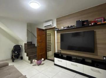 0af1c012-94ea-4c01-91da-65aa2d06ec5e.jpg · Sobrado para venda em Vila Nivi com 3 quartos, sendo 1 suíte, 100m²