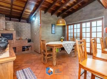336a7978-cd56-487b-b5ec-c019c8016d84.jpg · Sobrado para venda em Jardim Regina com 3 quartos, sendo 1 suíte, 224m²