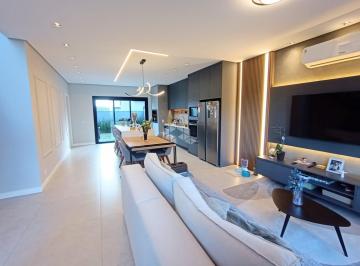 Casa · 121m² · 3 Quartos · 2 Vagas · Casa em condominio no centro de gravatai com 2 vagas