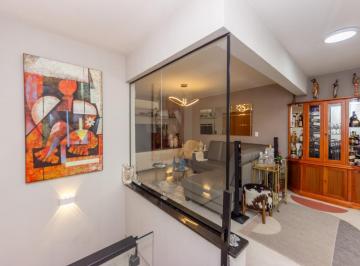ac750d19-f48e-459c-9b0e-088a58c5e289 · Atraente cobertura para venda em Vila Gumercindo com 4 quartos, sendo 1 suíte, 180m²