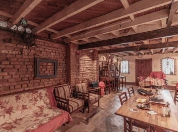 24f8ea9d-9997-4fd3-8769-b3cd37f09b43 · Deslumbrante sobrado para venda em Bela Vista com 3 quartos, 154m²