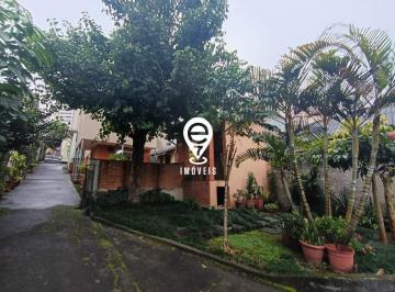 Casa · 121m² · 2 Quartos · 10 Vagas · Casa térrea á venda na Vila Gumercindo, terreno ZM, 10 vagas, 400 m².