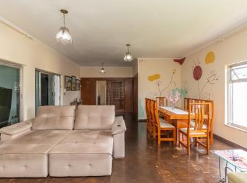 21a88d61-0f54-4dfa-8c14-778c289cff68 · Confortável casa para venda em Vila Pirituba com 5 quartos, sendo 3 suítes, 297m²