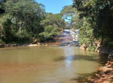 Rural · 3000m² · 3 chácaras à venda em Crucilândia-MG