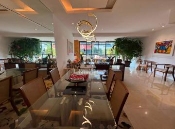 Apartamento · 323m² · 4 Quartos · 2 Vagas · Exclente Cobertura duplex De 323 metros quadrados