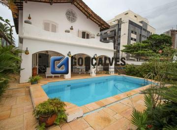 Casa · 283m² · 5 Quartos · 4 Vagas · Imóvel comercial na Enseada (Guarujá) para aluguel — 5 quartos, 2 suítes e lazer completo