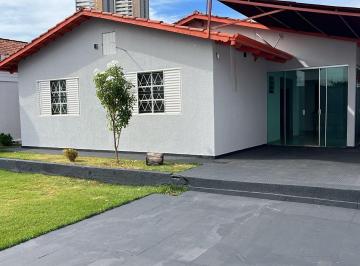 Casa · 156m² · 3 Quartos · 4 Vagas · Espaço, conforto e exclusividade em um imóvel perfeito para viver bem!