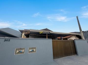 Casa · 70m² · 3 Quartos · 2 Vagas · Casa de 70m² com 3 Quartos para alugar no Jardim Iririú