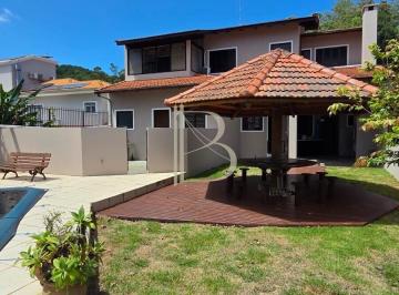 Casa · 304m² · 5 Quartos · 2 Vagas · Casa à venda no João Paulo com 5 dormitórios, 2 suítes, lareira e ambientes amplos para a família