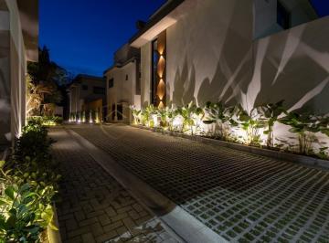 Casa · 145m² · 3 Quartos · 1 Vaga · Sobrado Alto Padrão na Praia de Camburi a poucos metros do mar