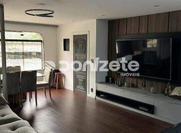 Casa · 150m² · 3 Quartos · 4 Vagas · Sobrado à venda no Bairro Valparaiso em Santo André