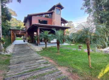 Casa · 360m² · 3 Quartos · 3 Vagas · Casa Padrão em Garopaba