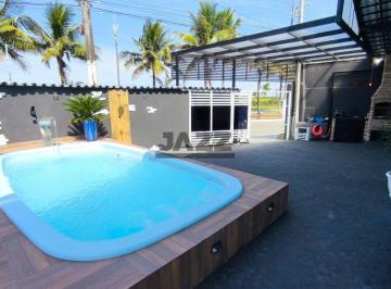 Casa · 88m² · 3 Quartos · 4 Vagas · Casa Térrea Frente Mar no Caiçara com 3 Quartos (1 Suíte), Piscina e 4 Vagas