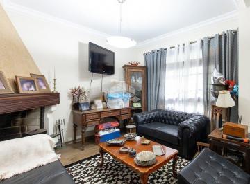 Casa · 311m² · 4 Quartos · 4 Vagas · Bela casa, 4 quartos com 1 suíte, bairro Boa Vista, Porto Alegre/RS.