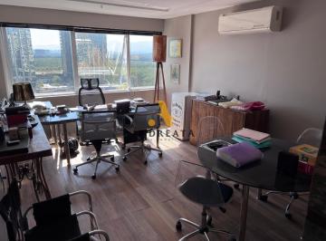 Comercial · 69m² · 2 Vagas · Venda de Sala Comercial, 69 m², por R$ 620 mil, no condomínio Península em Barra da Tijuca.