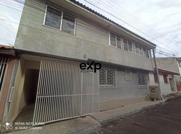 Casa · 160m² · 3 Quartos · Sobrado em condomínio no bairro Boqueirão!