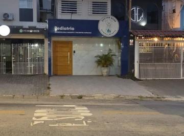 Comercial · 200m² · 3 Quartos · 2 Vagas · 📍 Localização estratégica em avenida de grande fluxo, garantindo excelente vi...