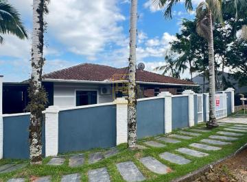 Casa · 92m² · 3 Quartos · 1 Vaga · Casa semi mobiliada com suíte e espaço de lazer no bairro das Nações em Timbó