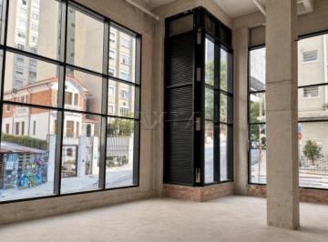 Comercial · 165m² · Loja de esquina disponível para venda, de 165 m², ao lado do Frei Caneca, na Bela Vista.