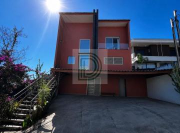 Casa · 249m² · 4 Quartos · 3 Vagas · PORTEIRA FECHADA + ENERGIA SOLAR - CASA CINEMATOGRÁFICA COM PÉ-DIREITO DUPLO
