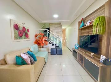 Casa · 72m² · 2 Quartos · 2 Vagas · Oportunidade incrível em messejana duplex 2 quartos com energia solar e moveis projetados