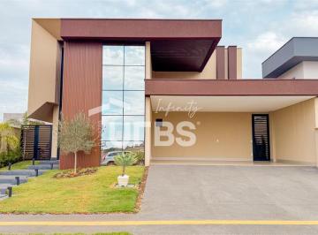 Casa · 286m² · 5 Quartos · 4 Vagas · Casa Térrea no Jardins Itália | 286m² | 4 Suítes | Piscina Aquecida | 525m² de Terreno
