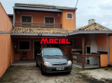 Casa · 82m² · 2 Quartos · 6 Vagas · Sobrado 2 Quartos sendo 1 Suite - Bairro Campos dos Alemães