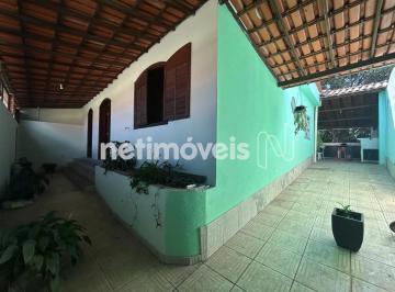 848268ae-eb9c-42c9-8717-57b903ab48e1.webp · Casa 2 quartos 3 vagas com quintal e árvores frutíferas