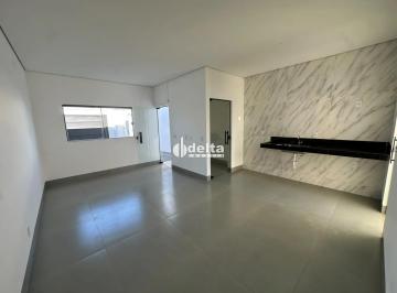 Casa · 125m² · 2 Quartos · 2 Vagas · Casa com 2 quartos sendo 1 suíte disponível para venda no bairro Novo Mundo em Uberlândia-MG