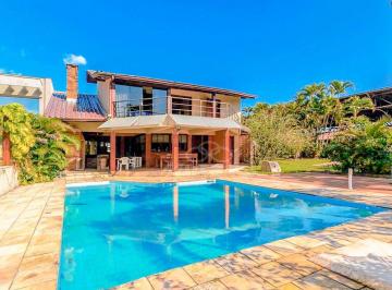 3db7e851fbfadd1fbb60543df95237db4e92ffb8 · Casa com 3 dormitórios à venda, 700 m² por R$ 4.500.000,00 - Piçarras - Guaratuba/PR