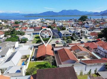 8e28b756103b4e03912d01abda192094d659c66c · Casa com 3 quartos à venda, 138 m² por R$ 1.450.000 - Centro - Guaratuba/PR