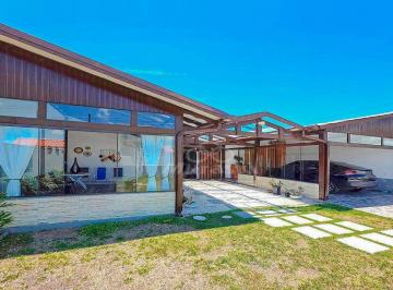 a3d1713177ee8bf0a54cab0d4c7a6112f6986475 · Casa com 5 dormitórios à venda, 224 m² por R$ 1.160.000,00 - Coroados - Guaratuba/PR