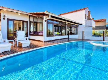 c98326237acfcb3fec5fb21a445bc8e39736aa81 · Casa com 3 dormitórios à venda, 200 m² por R$ 2.390.000,00 - Nereidas - Guaratuba/PR