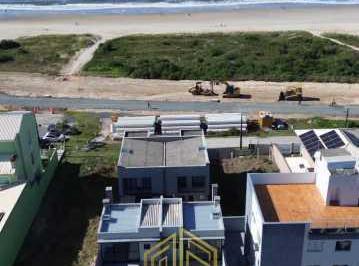 Casa · 187m² · 3 Quartos · 2 Vagas · Tríplex faixa mar à venda em Pontal do paraná