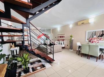 Casa · 191m² · 3 Quartos · 1 Vaga · Casa em Rua Primeiro Centenário de Jambeiro - Jardim Amália - Caçapava/SP